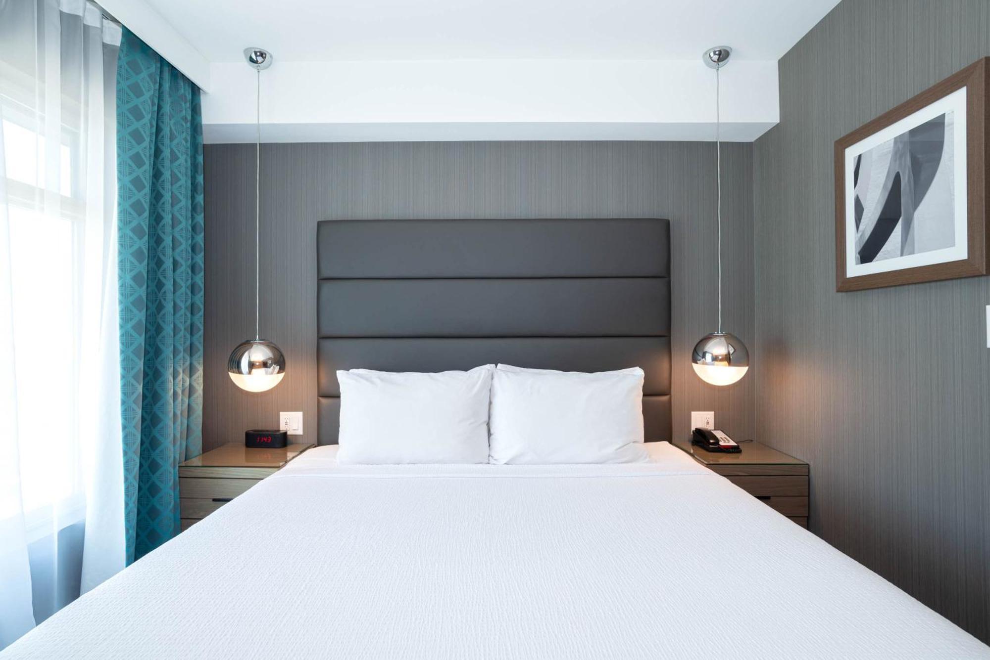 Sandman Signature Calgary Airport Hotel Extérieur photo
