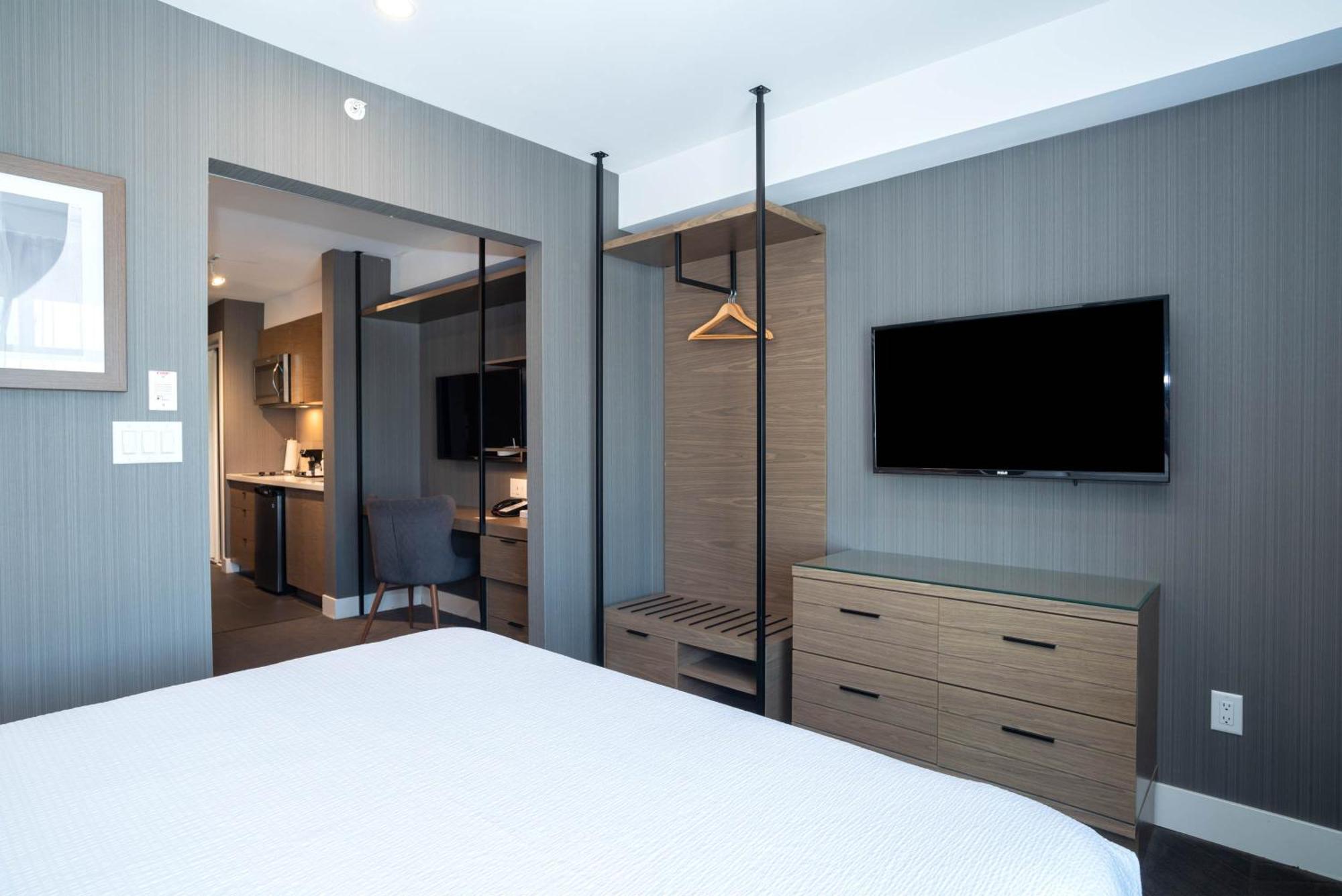 Sandman Signature Calgary Airport Hotel Extérieur photo
