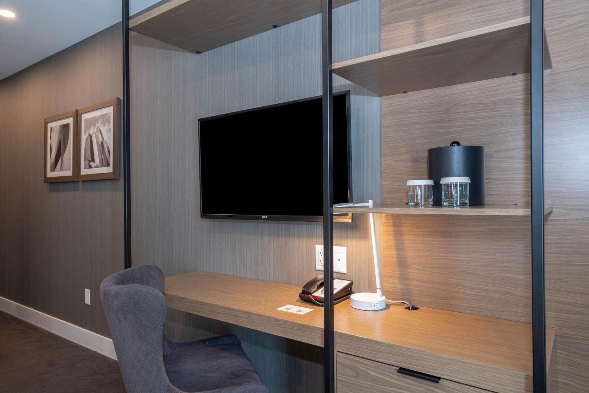 Sandman Signature Calgary Airport Hotel Extérieur photo