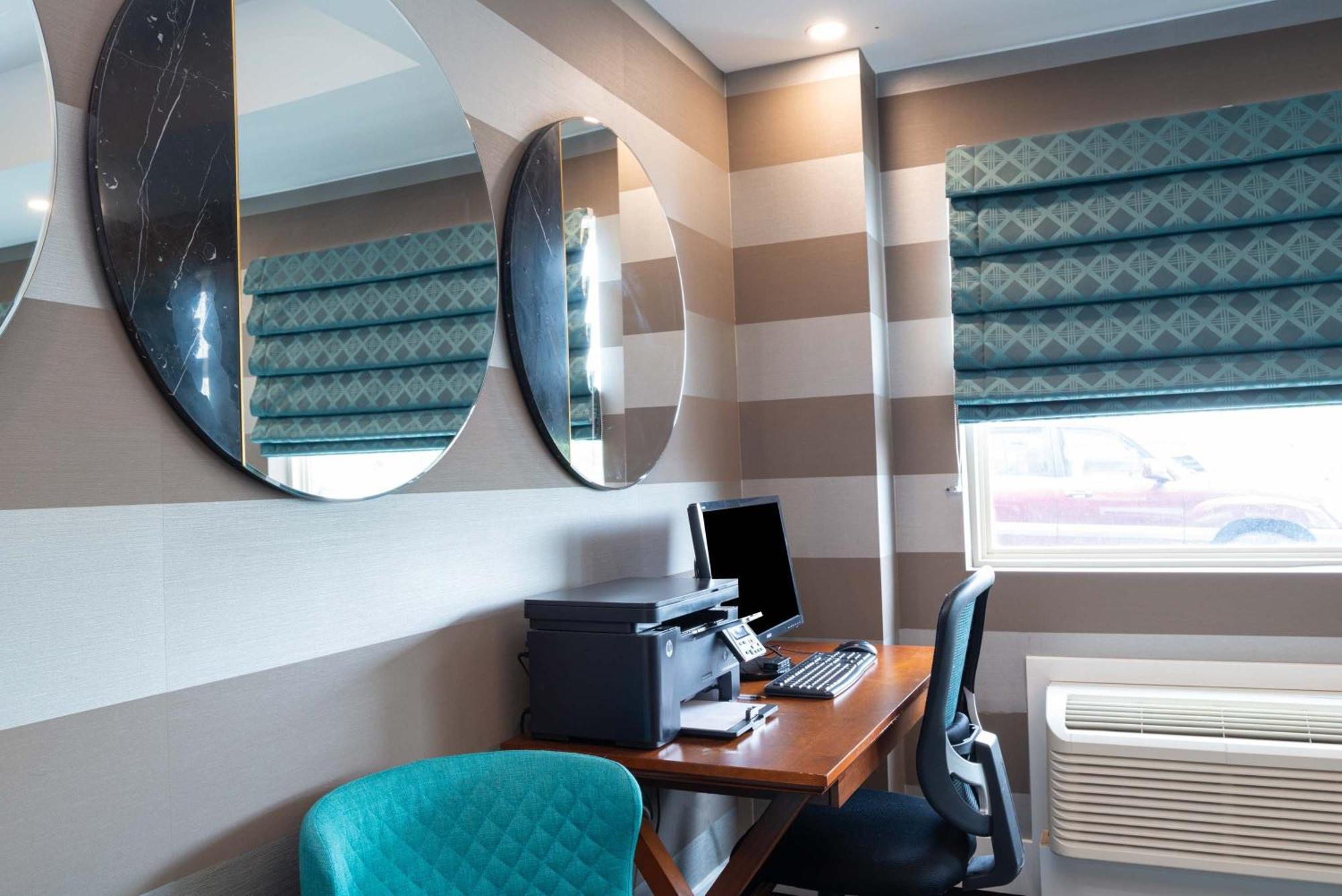 Sandman Signature Calgary Airport Hotel Extérieur photo