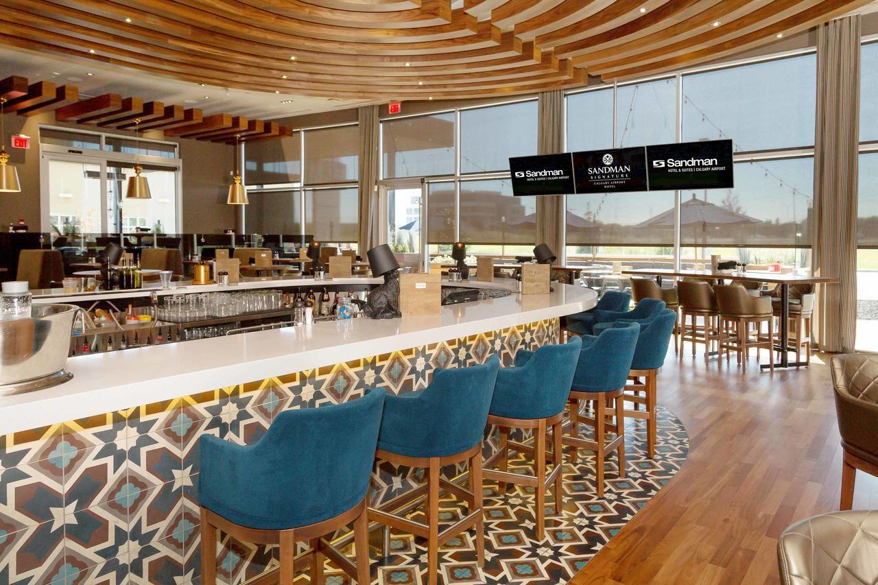 Sandman Signature Calgary Airport Hotel Extérieur photo