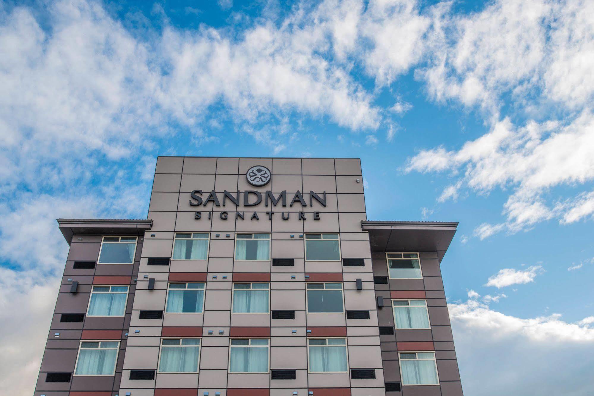 Sandman Signature Calgary Airport Hotel Extérieur photo